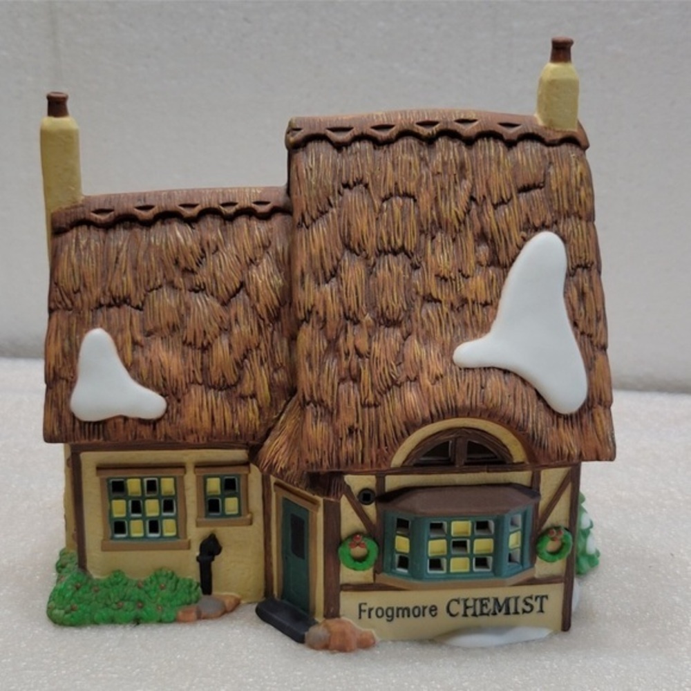 Department 56 Dickens Manchester Square Frogmore Chemist House